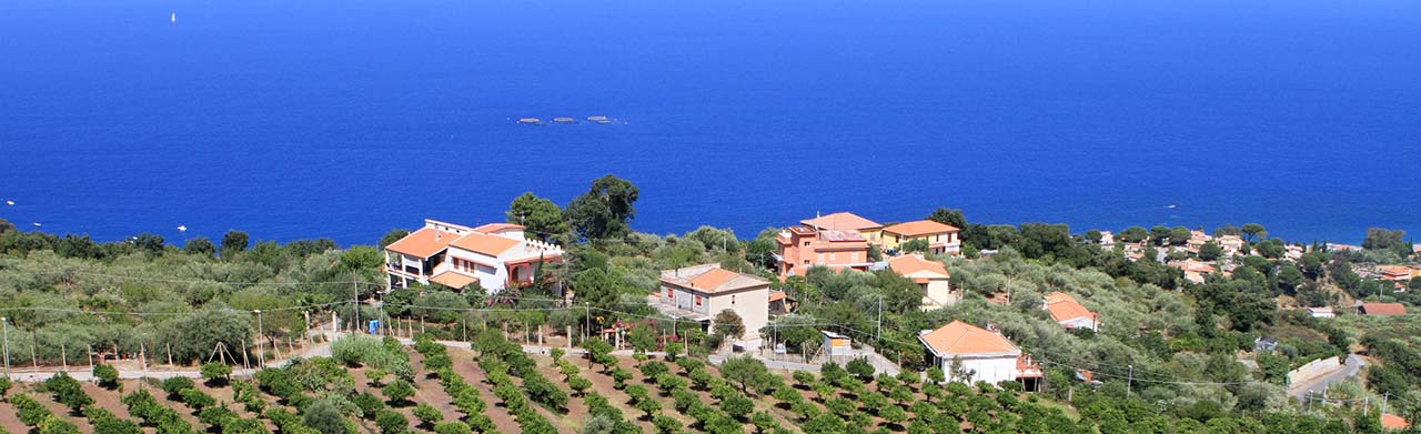 Toszkán tanyák a tenger közelében